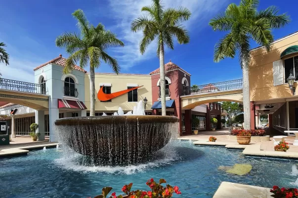 outdoor fountain in a central courtyard at Miromar Outlets